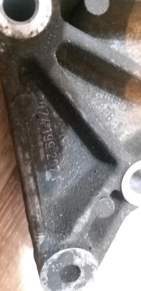 VW T4 Motorhalter Stütze 2,4 D ab bj 96
