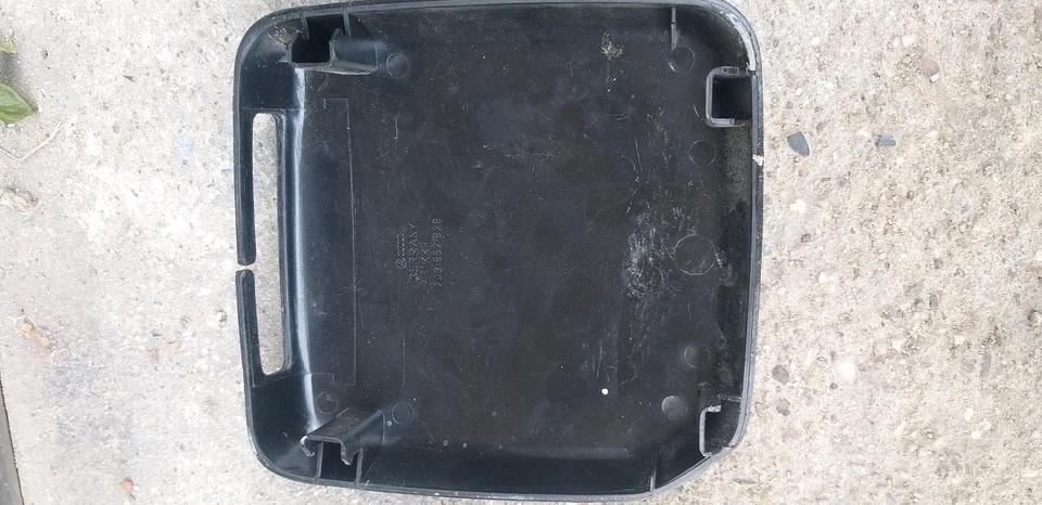 VW T4 Transporter Gurtabdeckung zweite Reihe