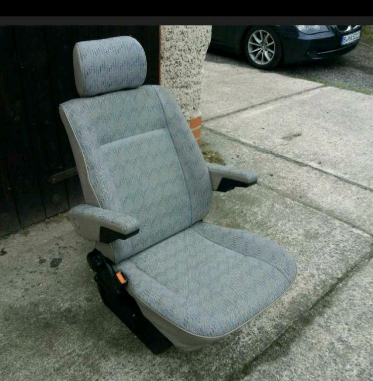 VW T4 Pilotensitz Fahrersitz oder Beifahrersitz