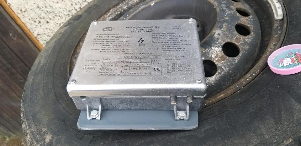 VW T4 Hella Versorgungseinheit 8ES 861 420-00, 12V