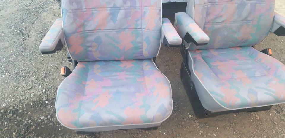 VW T4 Pilotensitze mit Armlehnen sehr gut