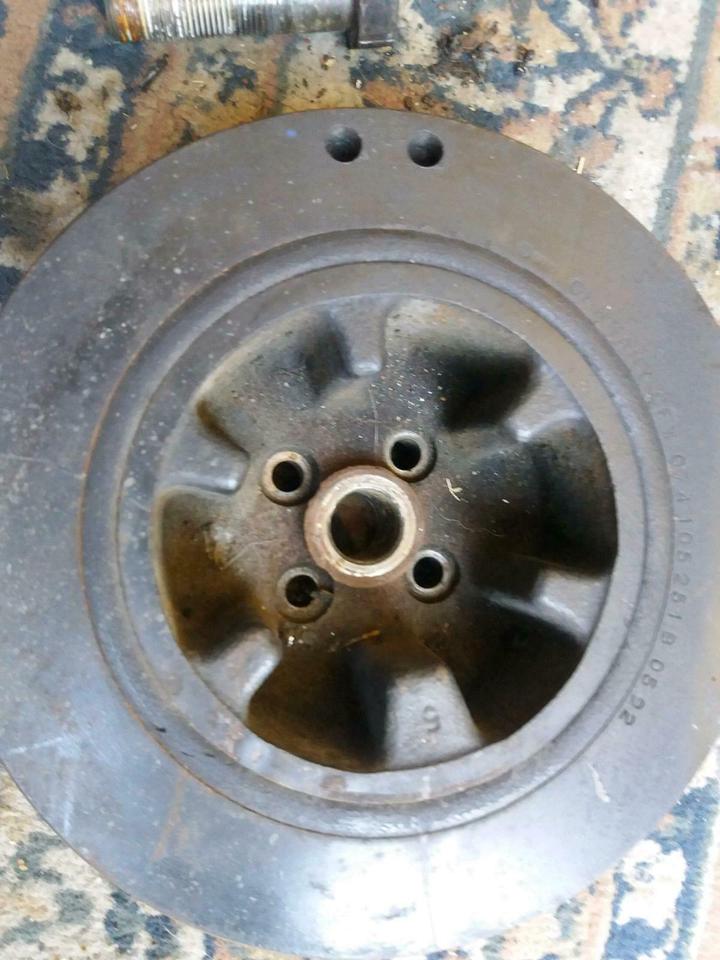 VW T4  Schwingungsdämpfer