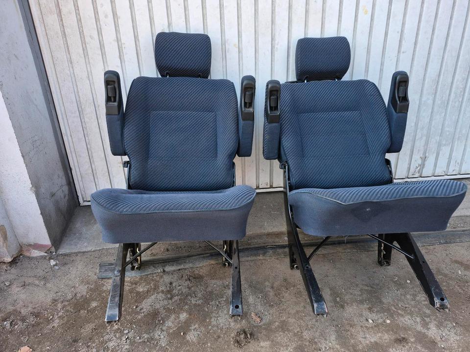 VW Einzelsitz Rücksitz Klappsitz Tisch in blau (TOP)