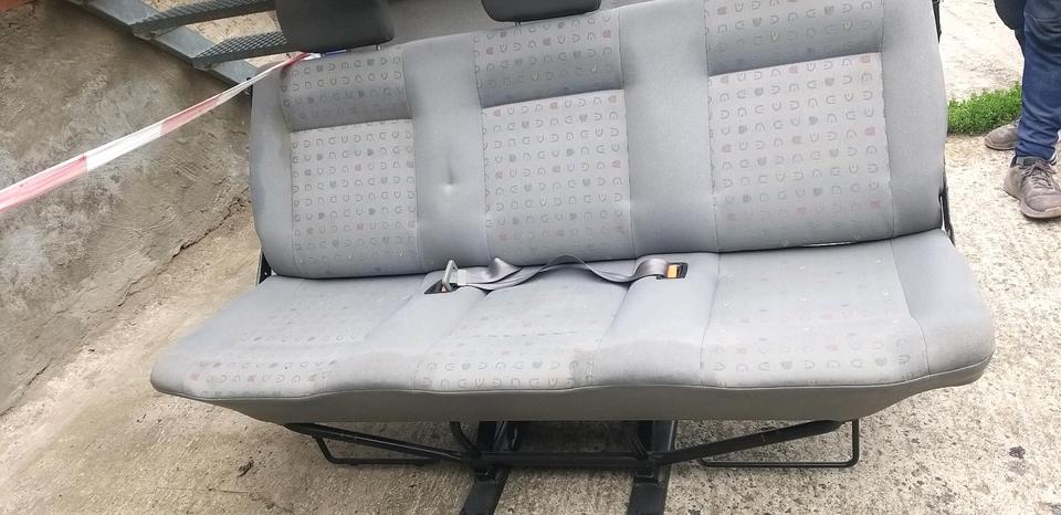 VW T4 Caravelle Hintere Sitzbank/ Heckablage  (TOP)