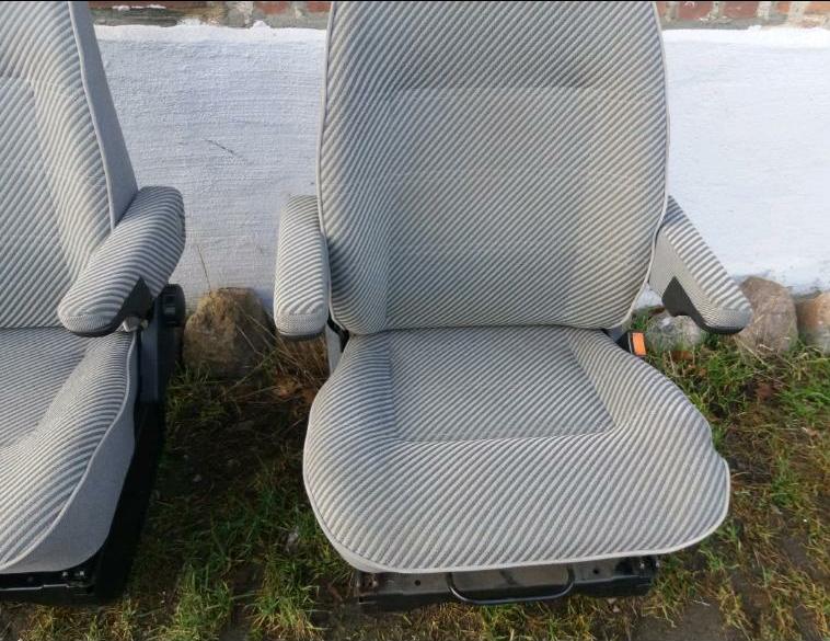 VW T4 Pilotensiz Fahrersitz oder Beifahrersitzmit Armlehnen (TOP)