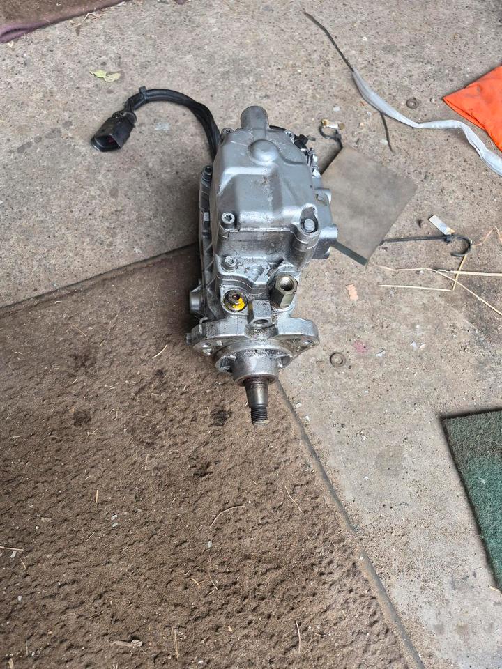 VW T4 2,5 TDI  Einspritzpumpe UNGEPRÜFT