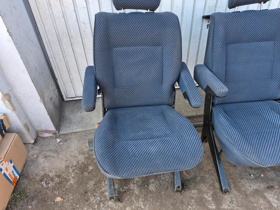 VW Einzelsitz Rücksitz Klappsitz Tisch in blau (TOP)