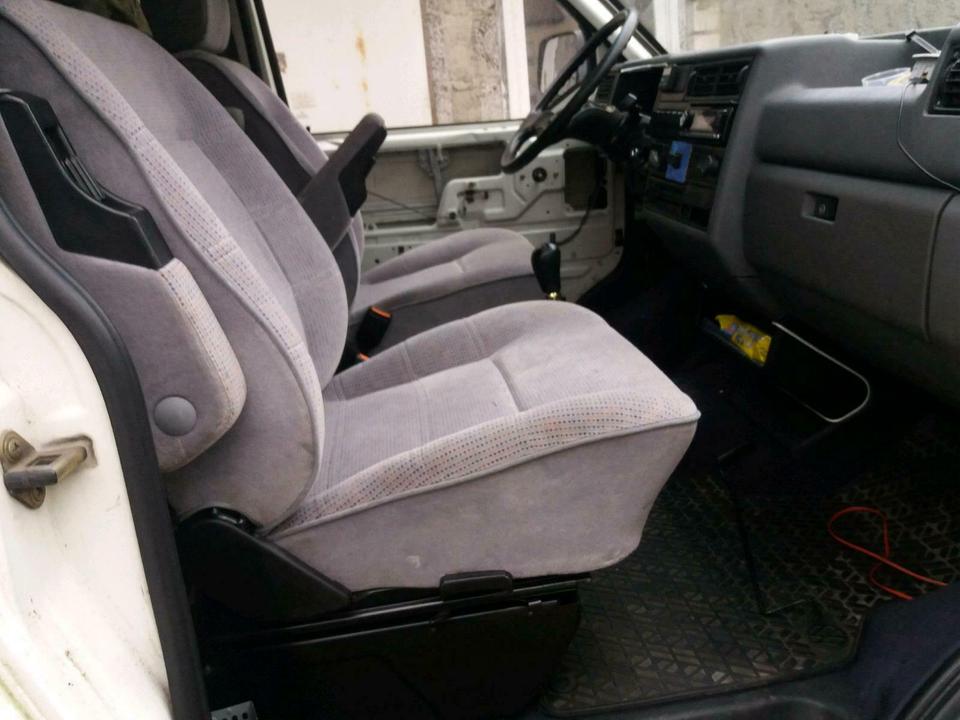 VW T4 Fahrersitz/ Beifahrersitz mit Armlehnen(TOP)