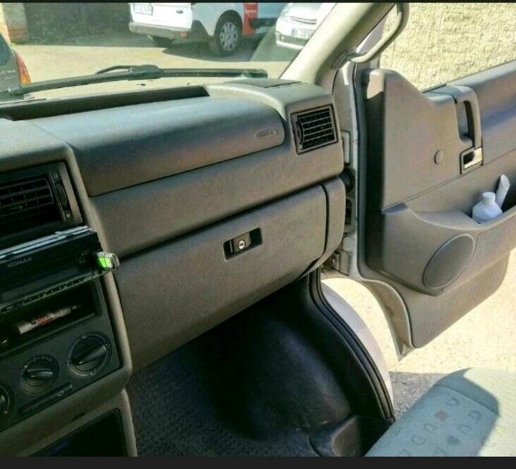 VW T4 Komplettes Handschuhfach mit Getränkehalter
