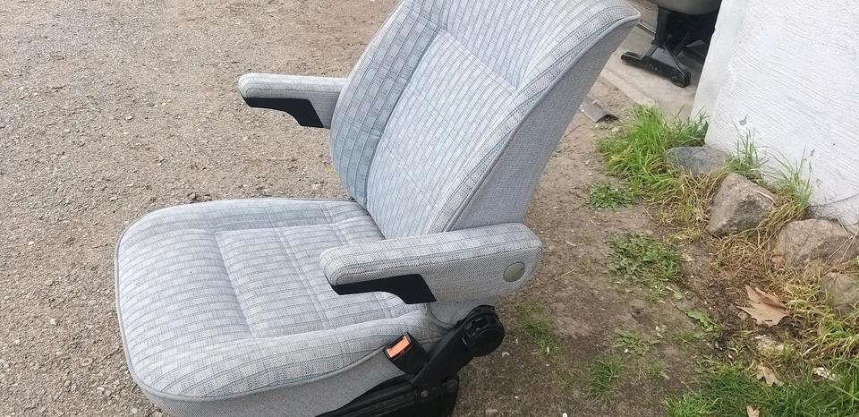 VW T4 Pilotensitz Beifahrersitz KARO Muster
