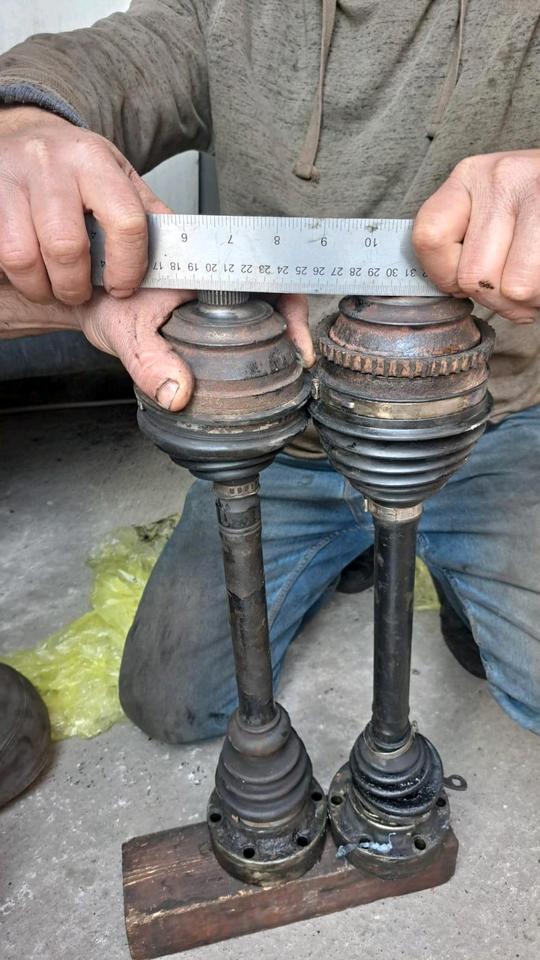 VW Bus T3 ORIGINAL Antriebswelle hinten (TOP)