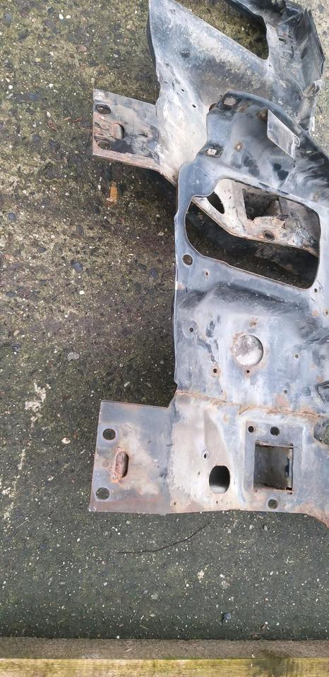 Original Frontmaske Frontträger für KV aus Bj 2003