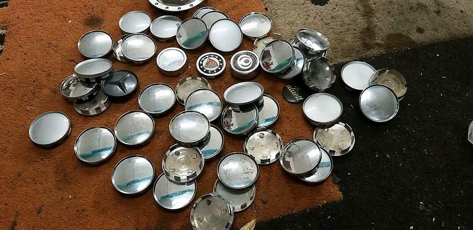 Verschiedene Nabenkappe  Alufelge   Nabendeckel